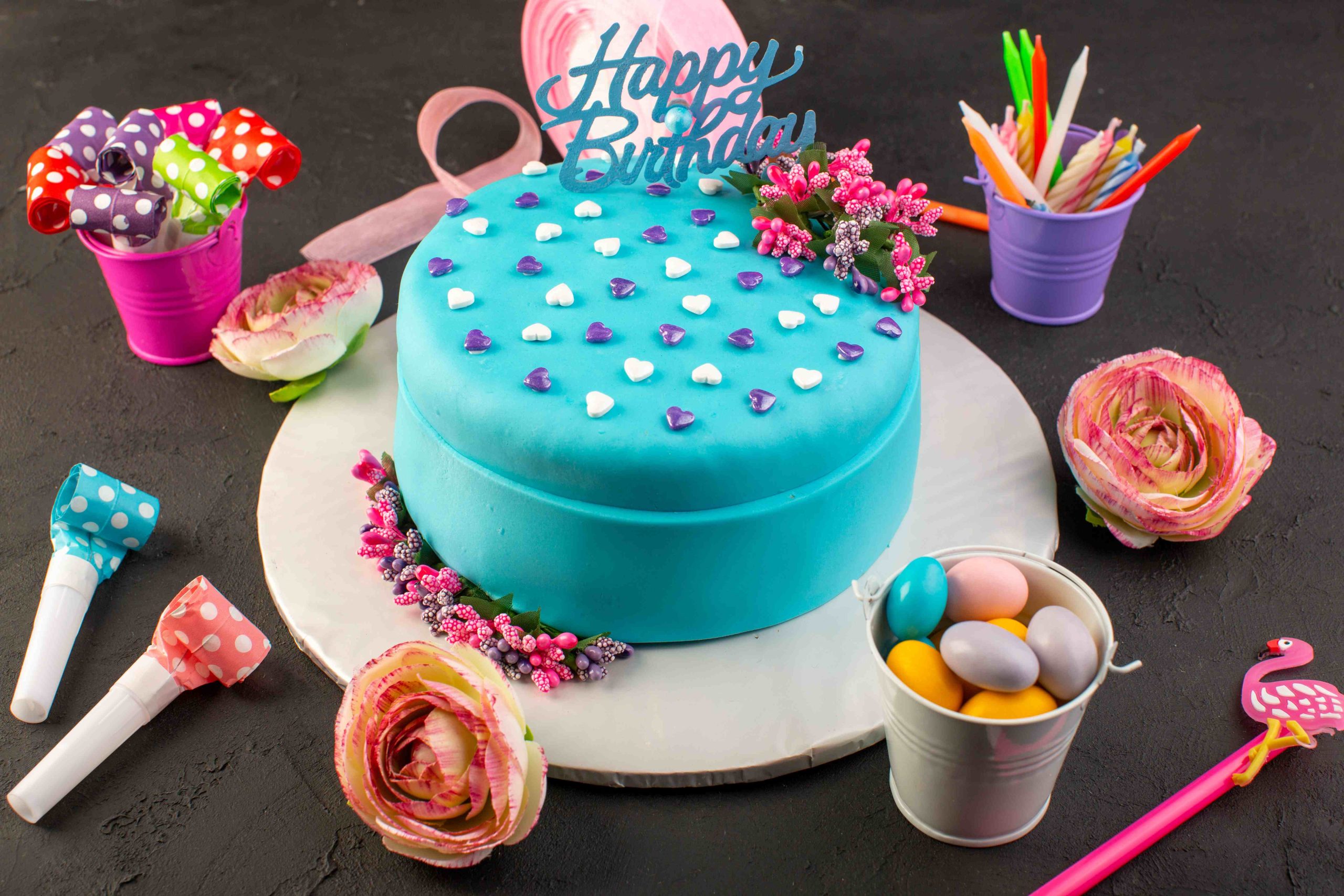 Your next milestone deserves a customized birthday cake that tastes like art