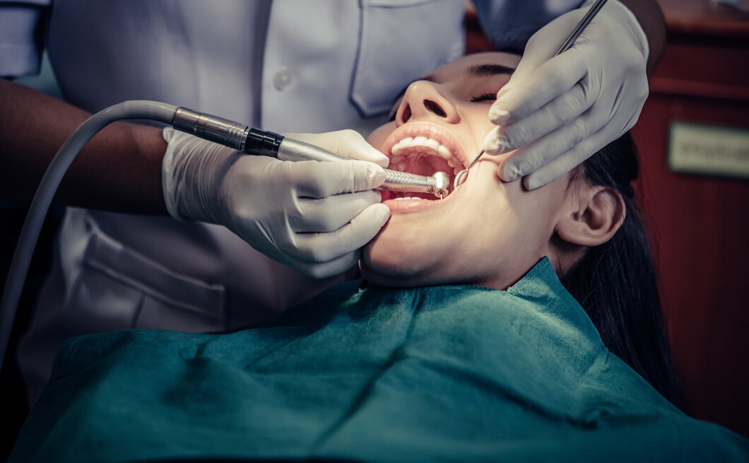 Why Early Root Canal Treatment Dubai Is Important